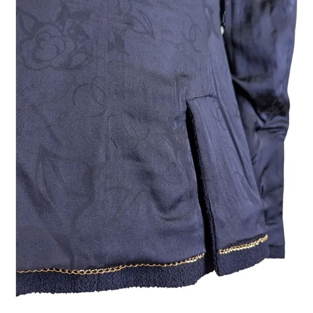 Chanel Cruise 2010 (10C) Jacket Navy Boucle Blazer Gold CC Buttons FR 38 US 6